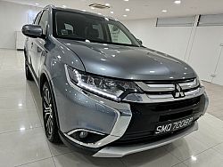 Mitsubishi Outlander 2.4 CVT Sunroof Facelift 2015 Grey